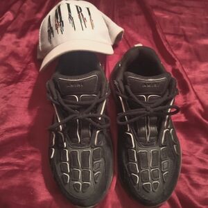 AMIRI BONE RUNNERS      HAT INCLUDED ‼️